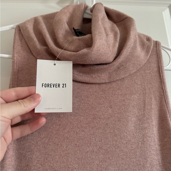 Forever 21 Turtleneck Bodycon Dress in Mauve - Picture 5 of 6